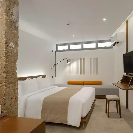 Nidhra Boutique Hotel Bangkok Sukhumvit Room photo