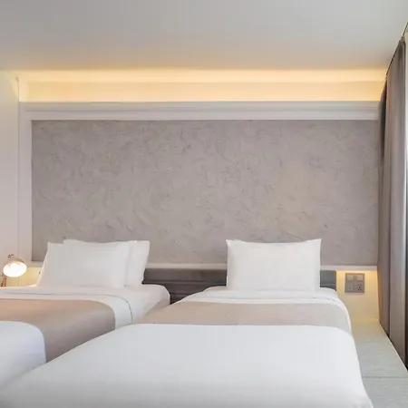 Nidhra Boutique Hotel Bangkok Sukhumvit Room photo