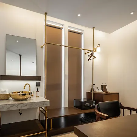 Nidhra Boutique Hotel Bangkok Sukhumvit Room photo