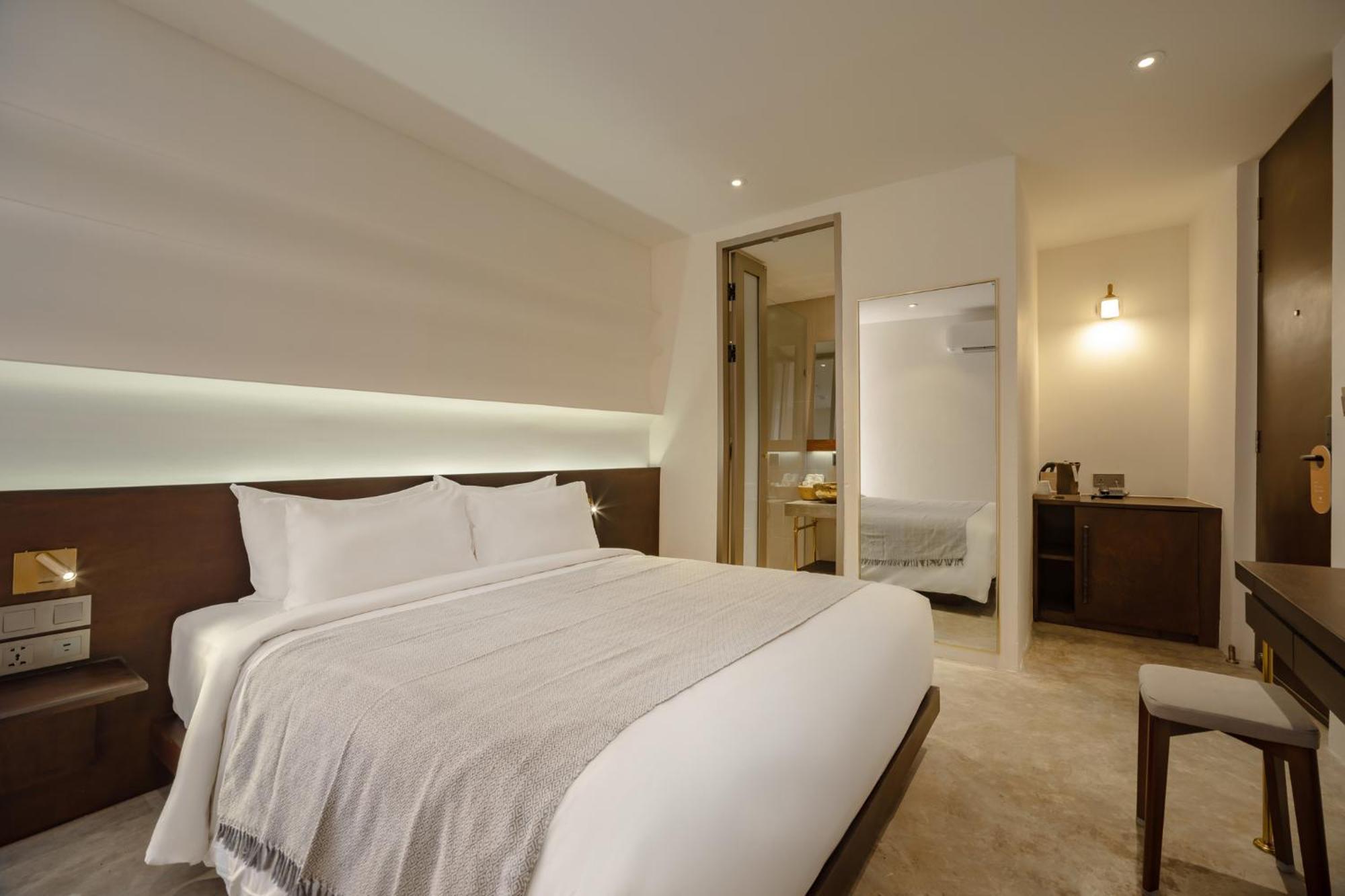 Nidhra Boutique Hotel *